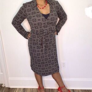 Express Black and White Sheath Wrap Dress Long Sleeve Scoop Neck Size 9/10